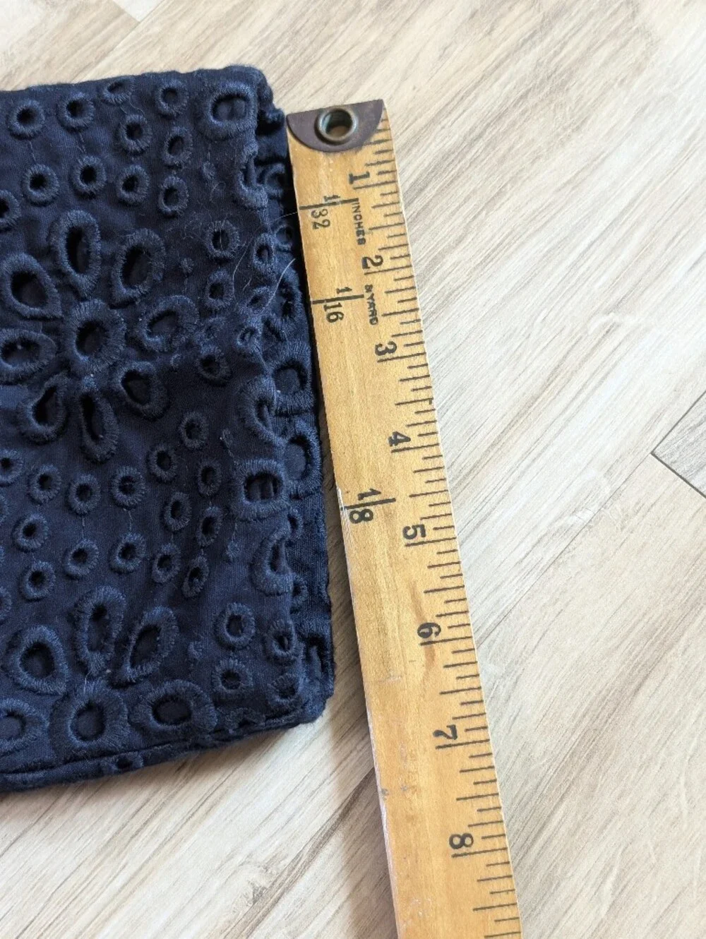 J Crew Cafe Capri Navy Eyelet cropped Pants Women’s 12